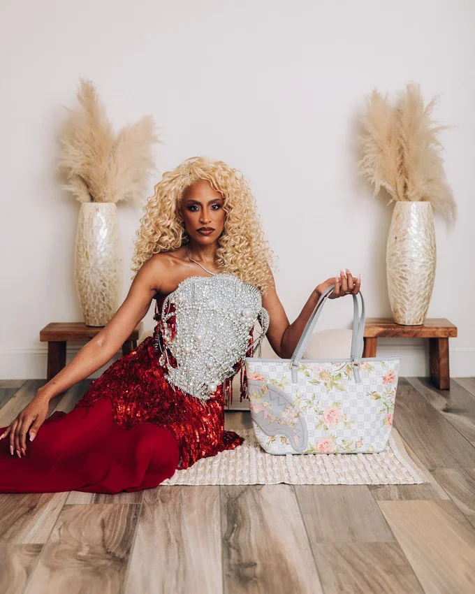 A.I. AFRICAN INTELLIGENCE ELEGANT ENERGY TOTE - SANDFLOWER İŞBİRLİĞİ