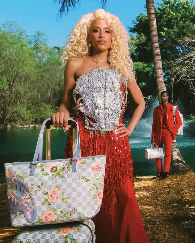A.I. AFRICAN INTELLIGENCE ELEGANT ENERGY TOTE - SANDFLOWER İŞBİRLİĞİ