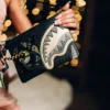 A.I. AFRICAN INTELLIGENCE SHARKS OF THE GOLD OCEAN CROSSOVER CLUTCH - SANDFLOWER İŞBİRLİĞİ