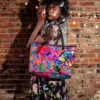 AVANT GARDEN Tote Çantalar