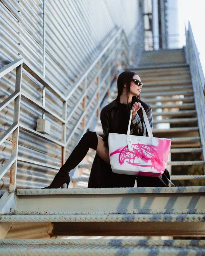 DESIGN STORM Tote Çantalar