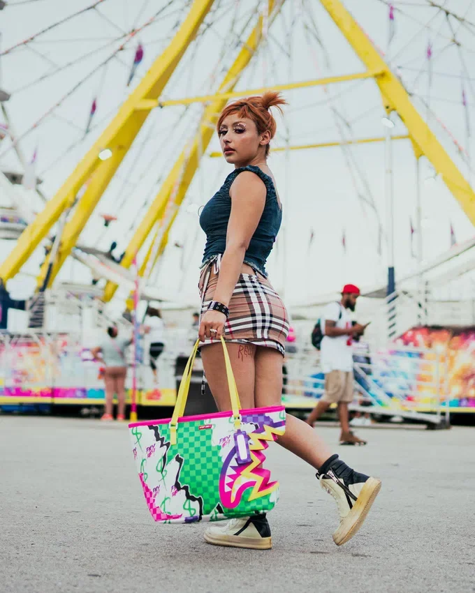 DREAMY TECHNICOLOR Tote Çantalar