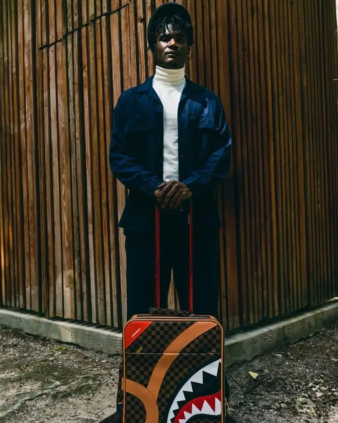 Henny AIR TO THE THRONE JETSETTER VALIZLER