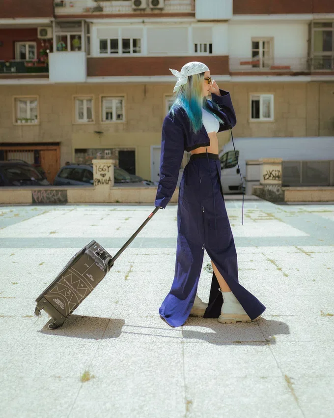 HIGH TECH JETSETTER VALİZLER