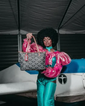 ILLUCHAINS Tote Çantalar