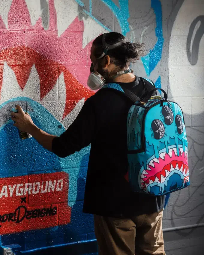 JORGE RODRIGUEZ THE ARTIST COLLAB DRIPS SHARKS Sırt Çantası