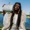 KREM RENKLİ Mini Silindir Çantalar Üzerinde PARİS'TE KÖPEKBALIKLARI ÖRGÜ DESENİ