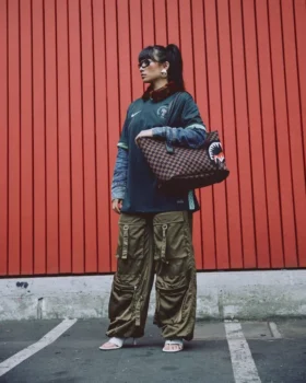 KYOTOKNIT SHARKS IN PARIS Tote Çantası