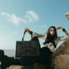 MIDNIGHT CHATEAU TORTUGA Tote Çantası