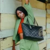 NOIR QUILT ALTIN ZİNCİRLİ SHARK TOTE ÇANTA
