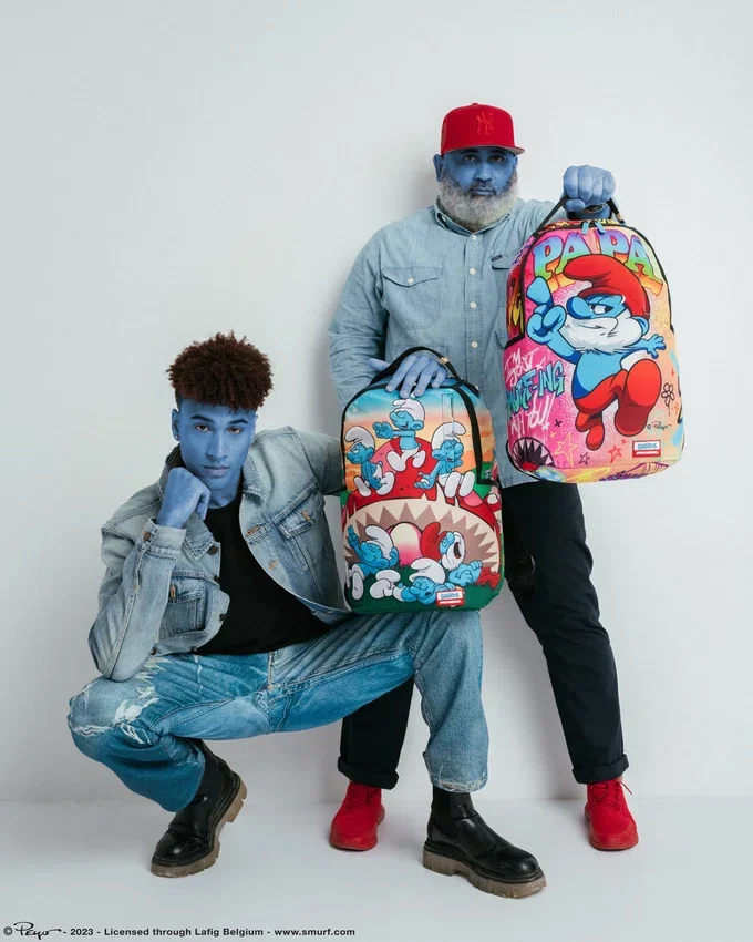 PAPA SMURF ON THE RUN Sırt Çantası