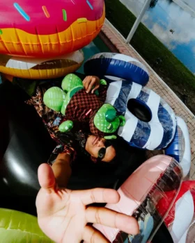 PARİS’TEKİ KÖPEK BALIKLARI FADE AWAY KAPÜŞONLU MONEYBEAR TEDDYBEAR Sırt Çantaları