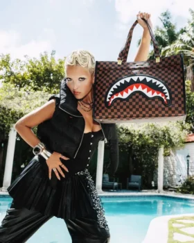 PARİS’TEKİ SAWTOOTH SHARKS TORTUGA TOTE ÇANTA