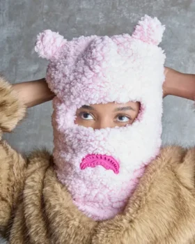PEMBE POLAR AYI KULAKLILI KAR MASKELERİ