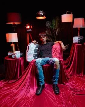 SHADOW DRIP MAKYAJ ÇANTASI SETİ