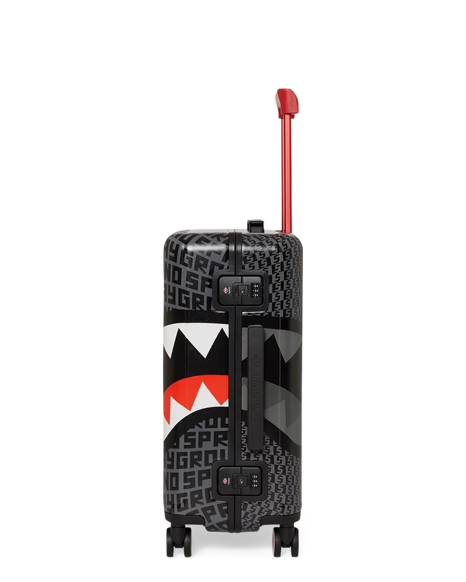 SHARKFINITY STEALTH PILOT SHARKNAUTICS SERT KABUKLU EL VALİZLER