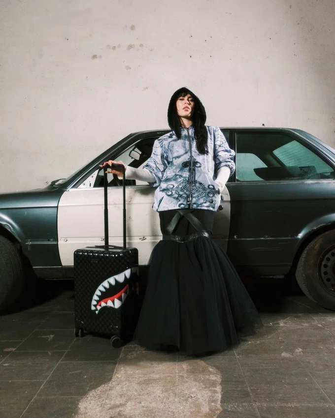 SHARKS IN PARIS HYPER PUFF VALİZLER