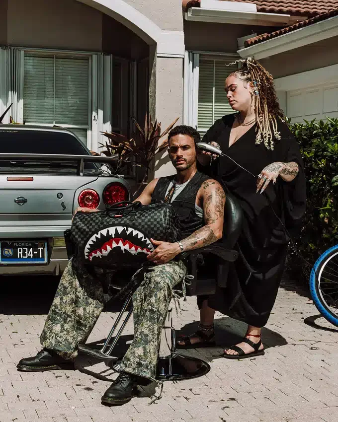 SHARKS IN PARIS THUNDERDRIP Silindir Çantası