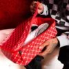 SIK SEYAHAT EDENLER İÇİN SNEAKER TUTUCU