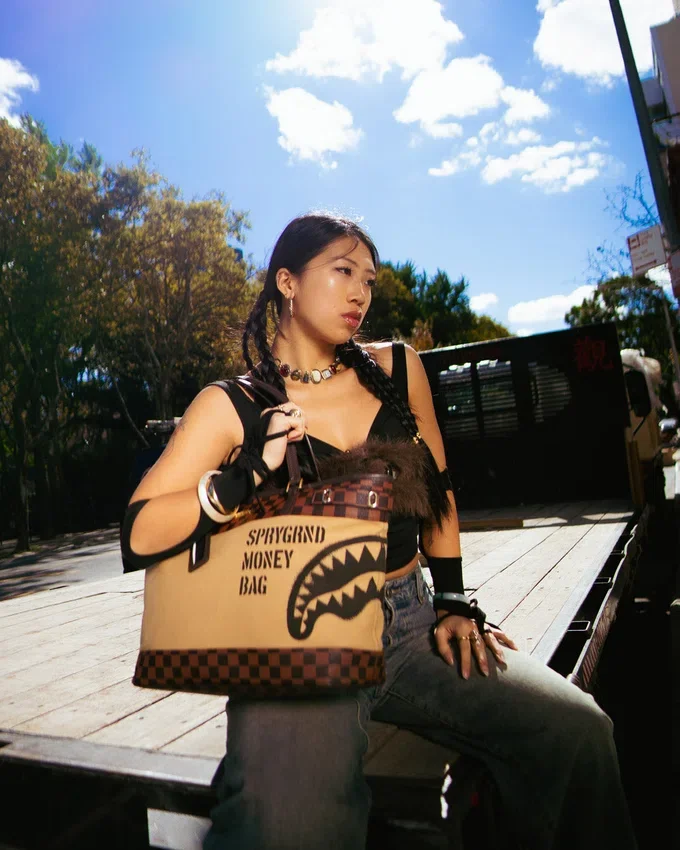 SPRAYGROUND Para Çantaları Tote Çantaları