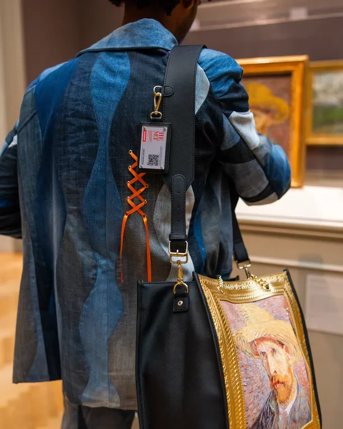 THE MET VAN GOGH ÇERÇEVELİ OTOPORTRE TOTE ÇANTASI