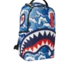 THE SHARK WAVE (okyanustan toplanan %100 geri dönüştürülmüş plastik şişelerden üretilmiştir)