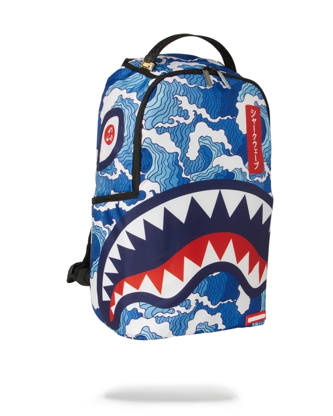 THE SHARK WAVE (okyanustan toplanan %100 geri dönüştürülmüş plastik şişelerden üretilmiştir)