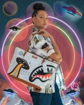 UFO FLYING COLORS Tote Çantalar