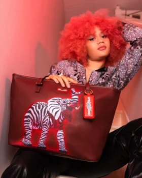 ZEBRA ELEPHANT RON ENGLISH İŞBİRLİĞİ Tote Çantalar