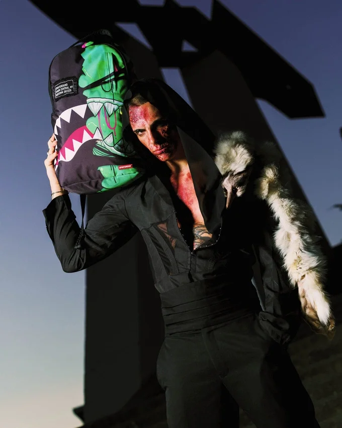 ZOMBIE OOZE SHARK CENTRAL Sırt Çantası